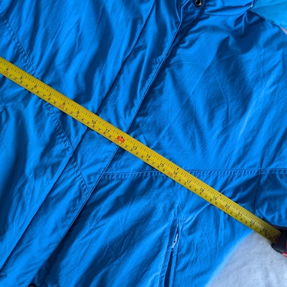 Vintage 90s Puffer Jacket - Picture 12 of 14